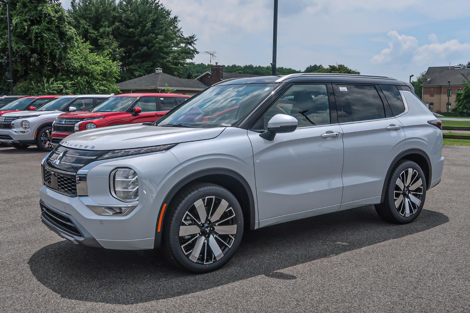 2025 Mitsubishi Outlander SEL
