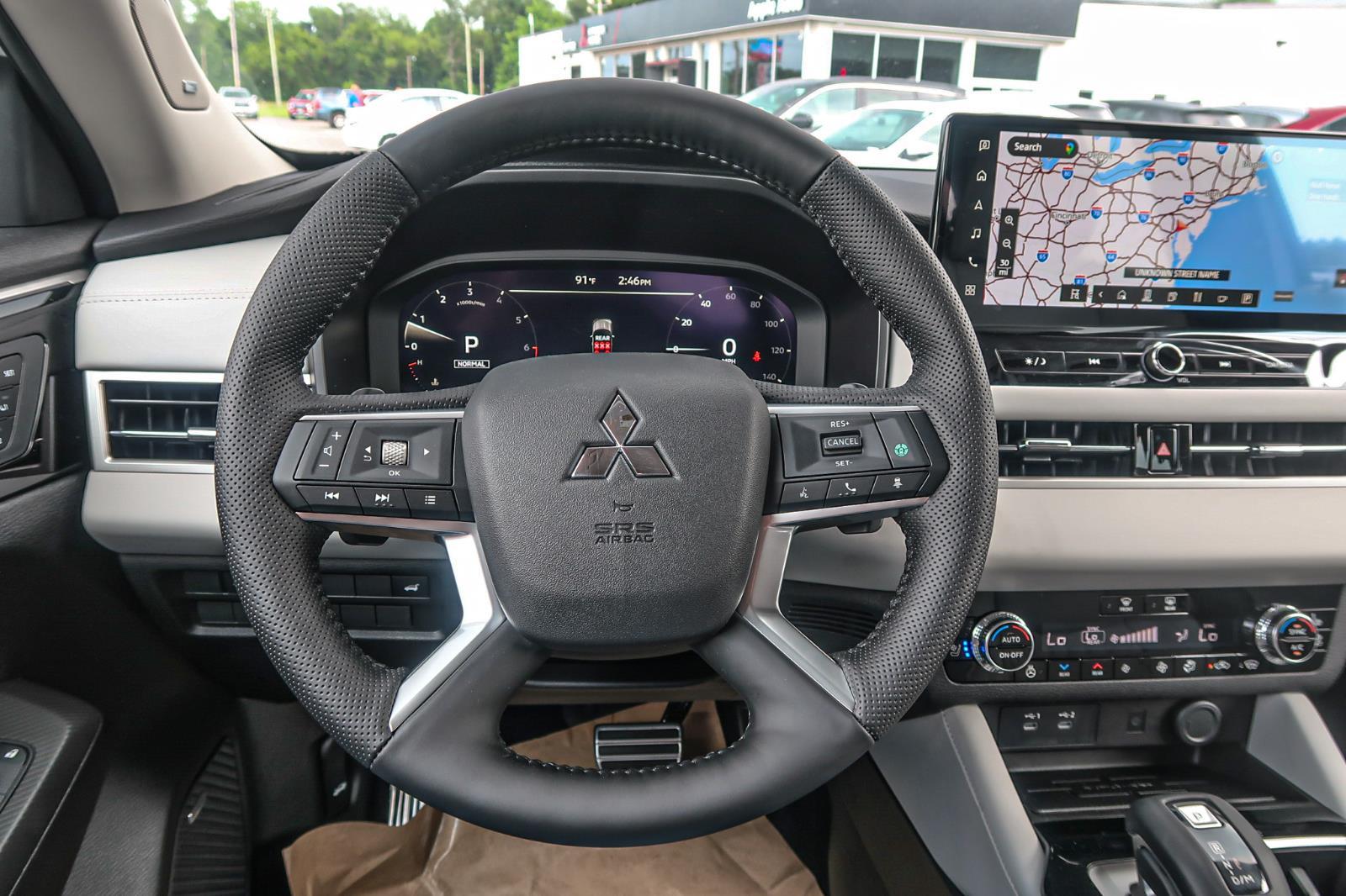 2025 Mitsubishi Outlander SEL