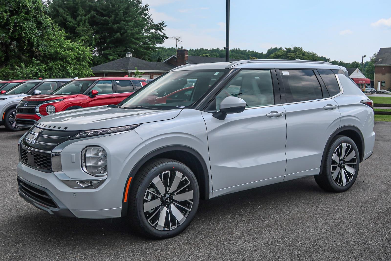 2025 Mitsubishi Outlander SEL