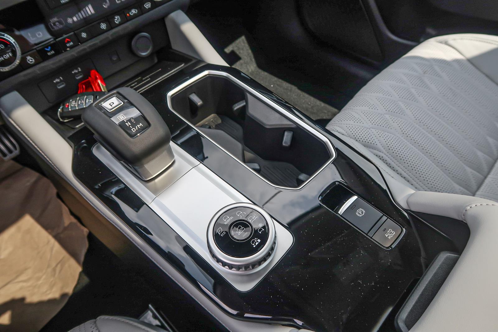 2025 Mitsubishi Outlander SEL Platinum Edition