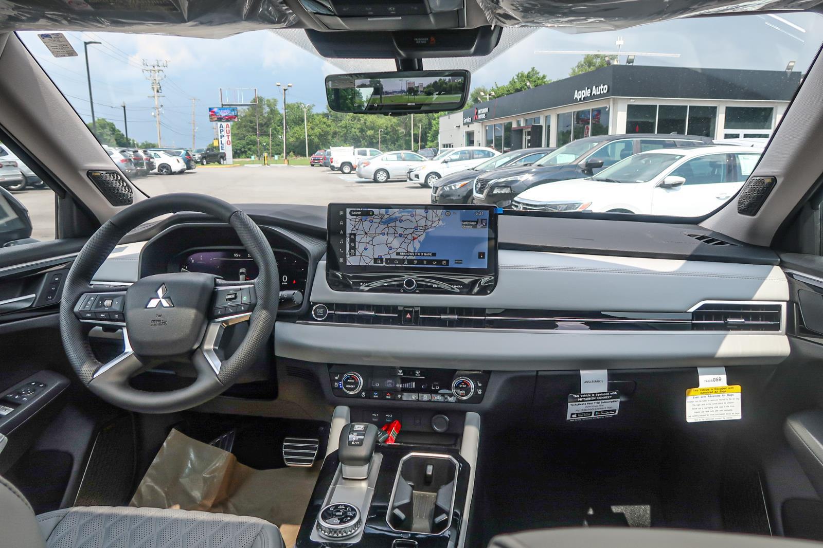 2025 Mitsubishi Outlander SEL Platinum Edition
