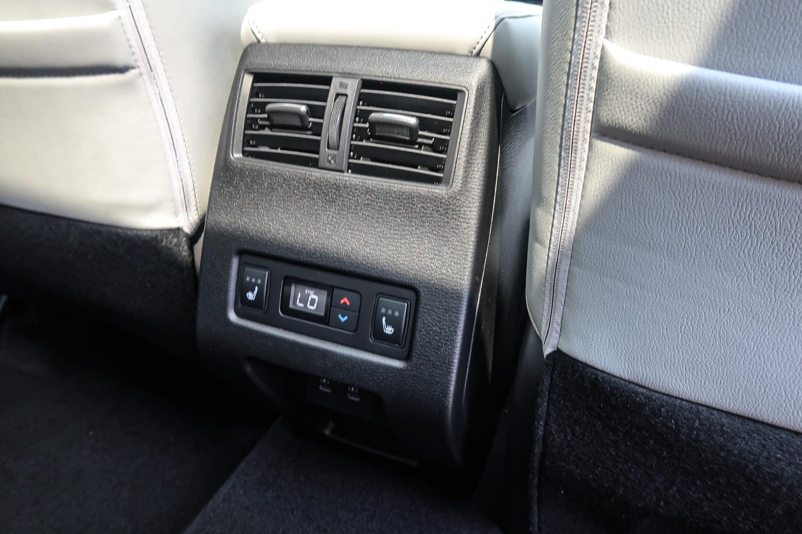 2025 Mitsubishi Outlander SEL Platinum Edition