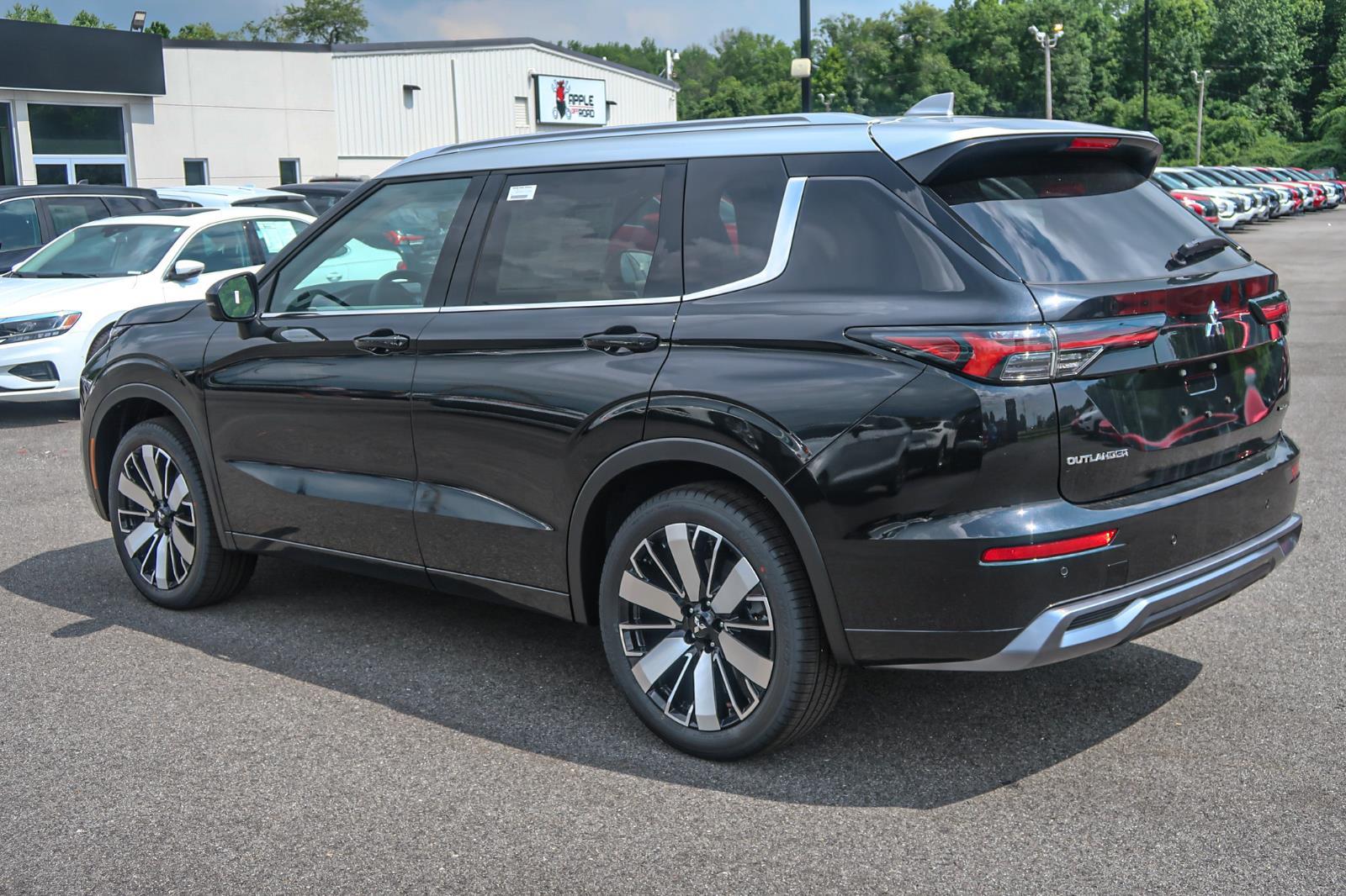 2025 Mitsubishi Outlander SEL Platinum Edition