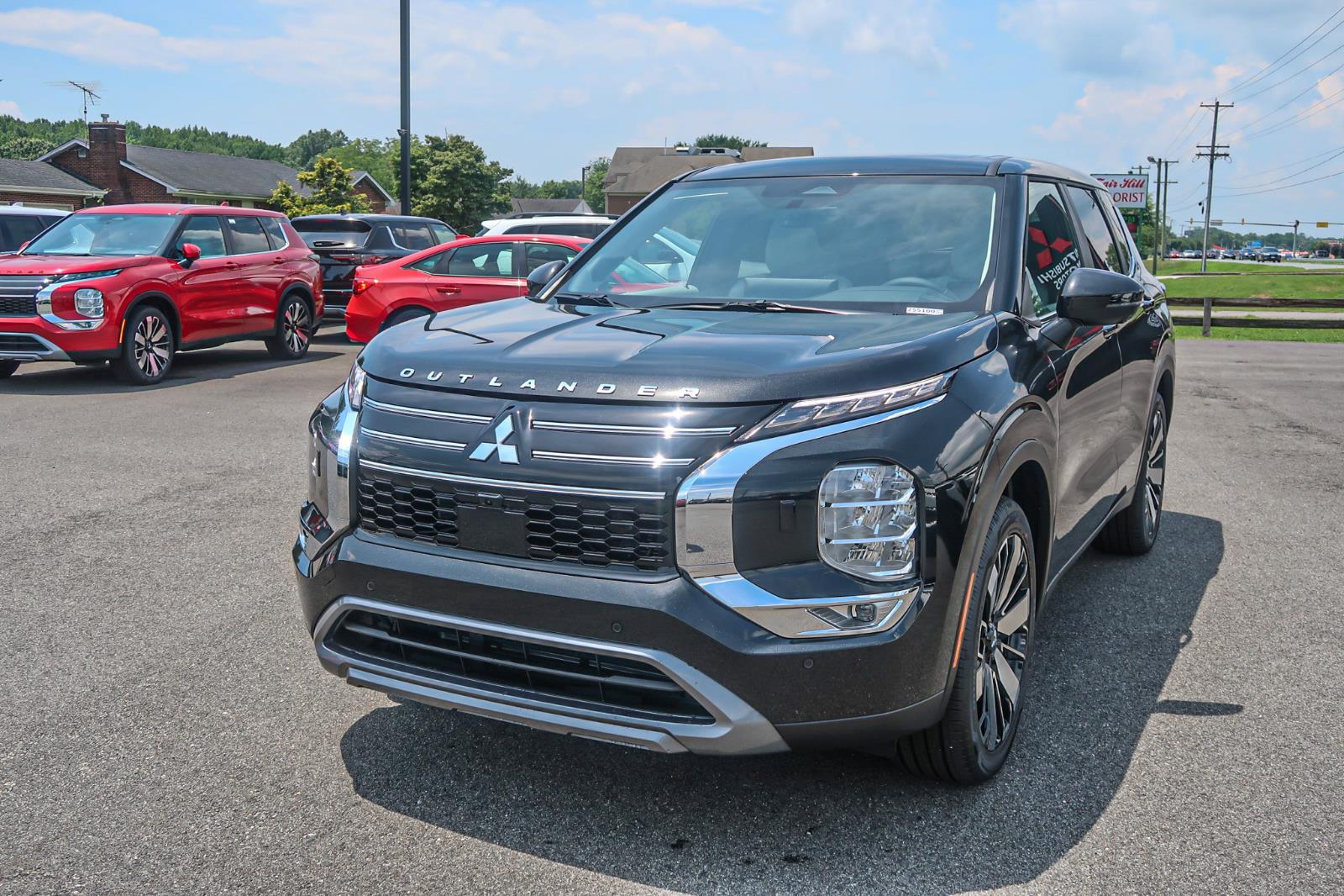 2025 Mitsubishi Outlander SE