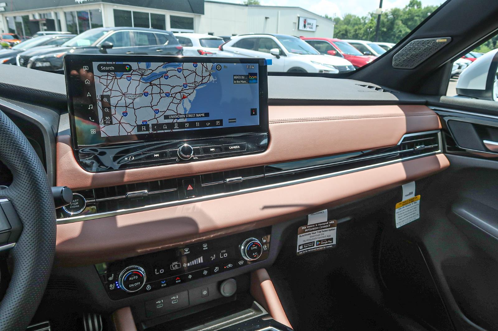 2025 Mitsubishi Outlander SEL