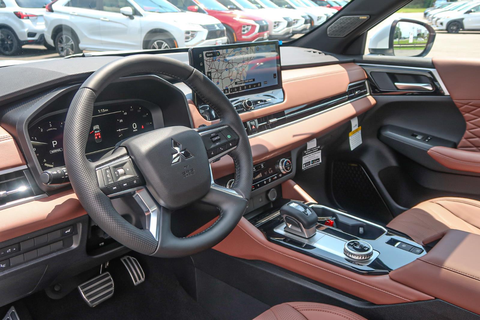 2025 Mitsubishi Outlander SEL