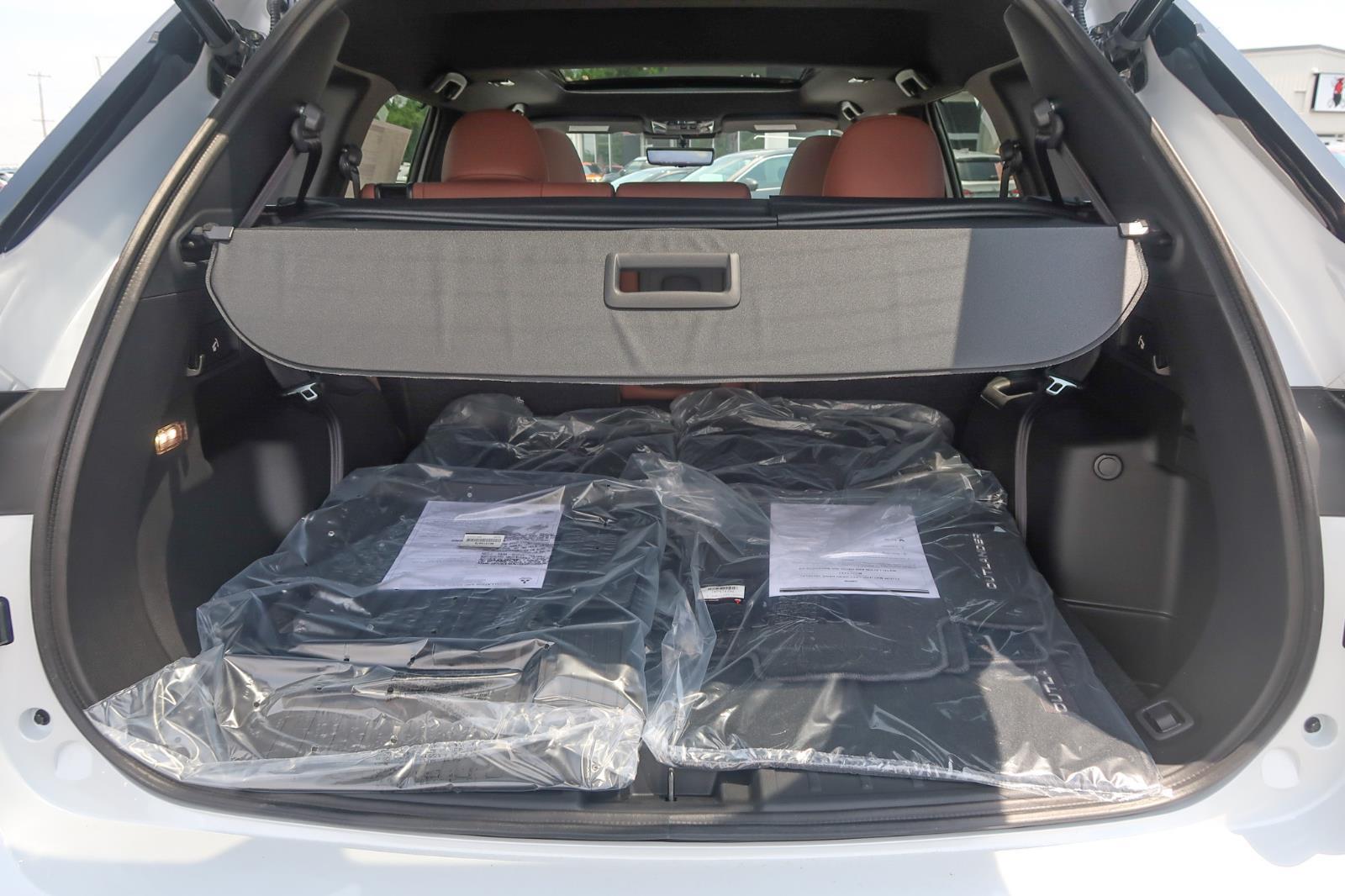2025 Mitsubishi Outlander SEL