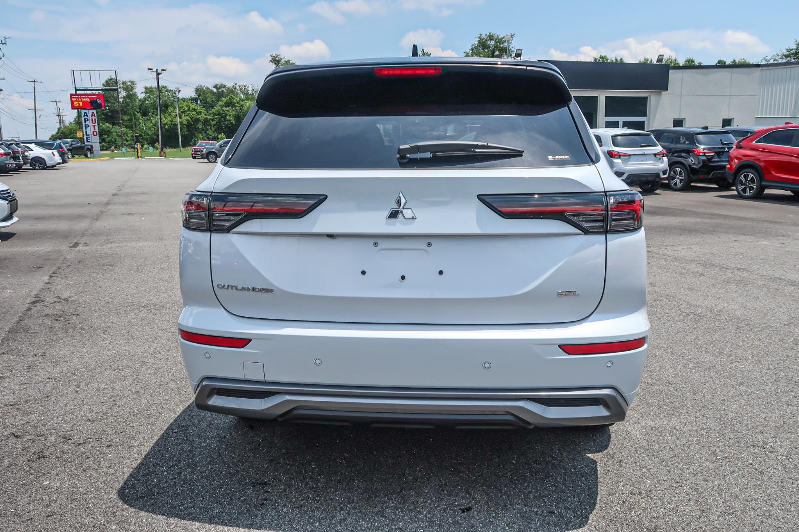 2025 Mitsubishi Outlander SEL