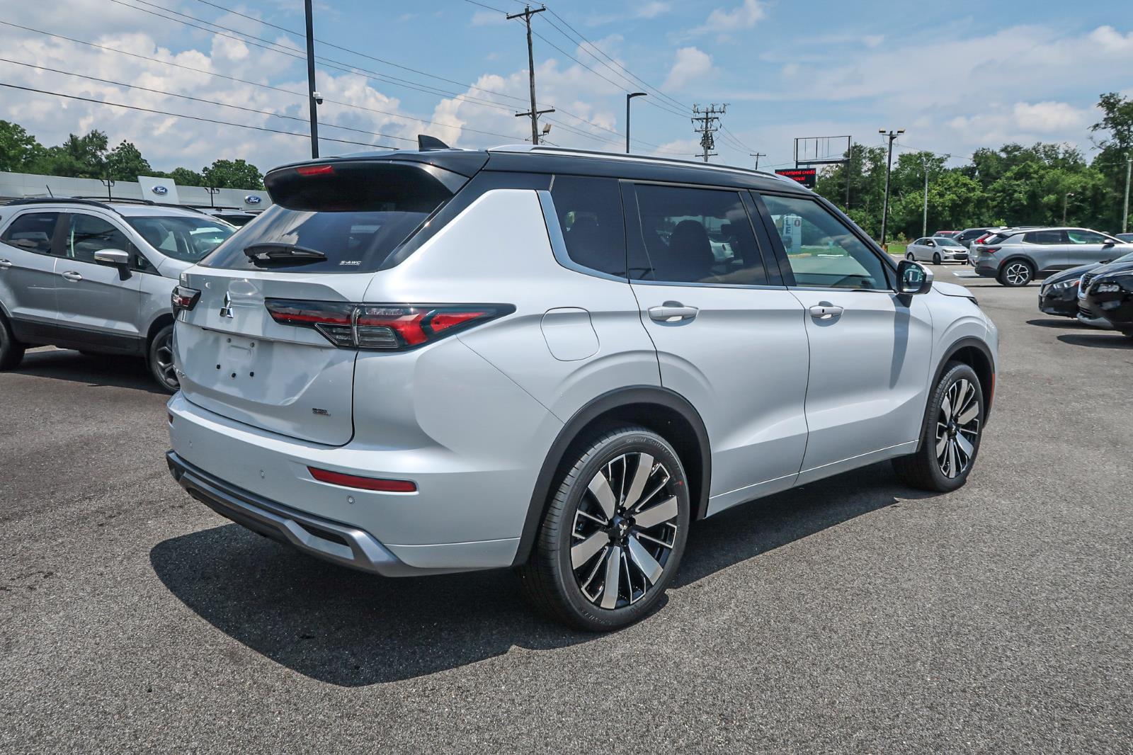 2025 Mitsubishi Outlander SEL