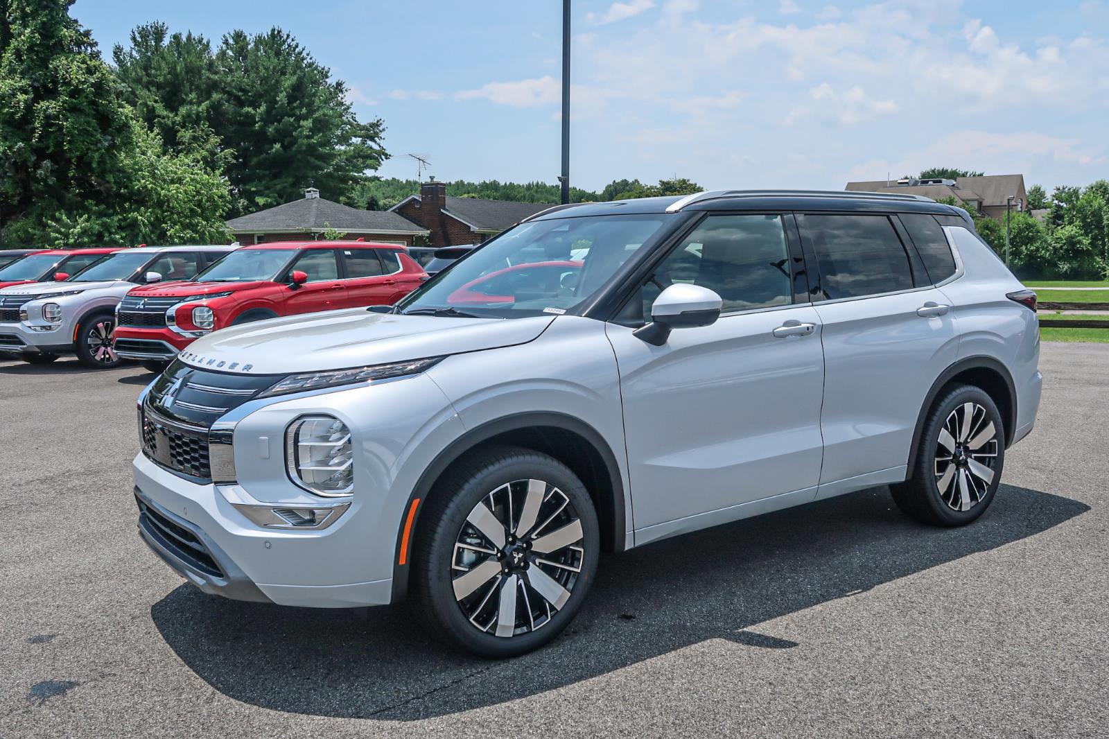 2025 Mitsubishi Outlander SEL
