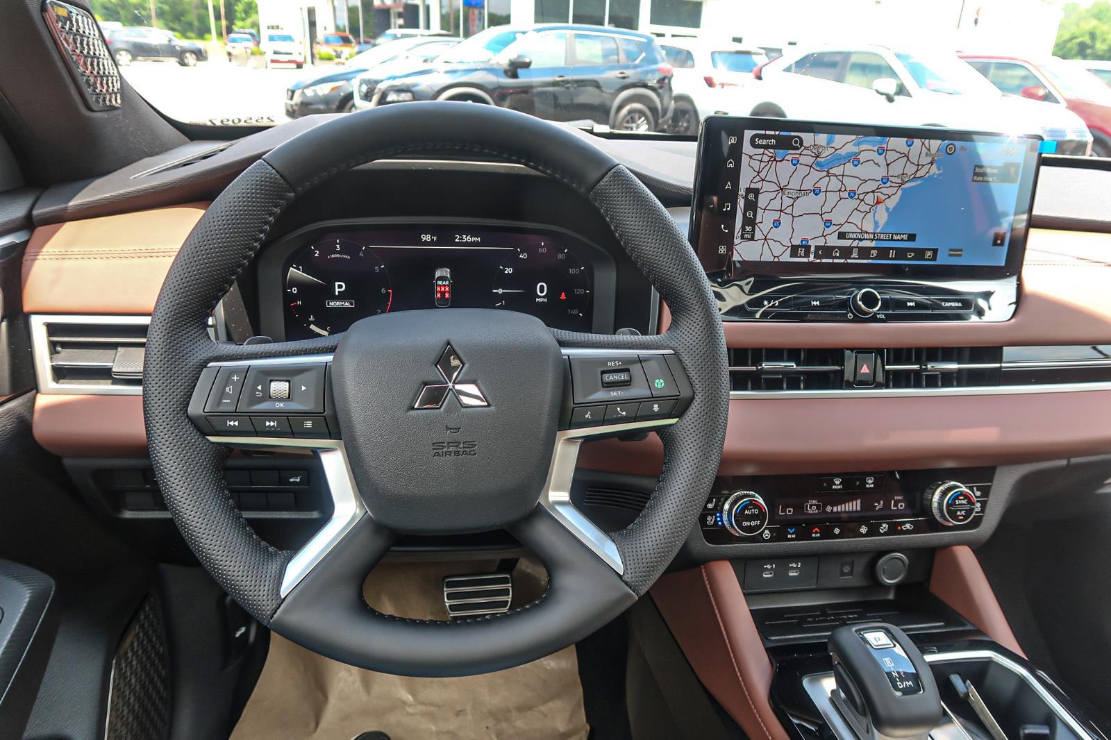 2025 Mitsubishi Outlander SEL