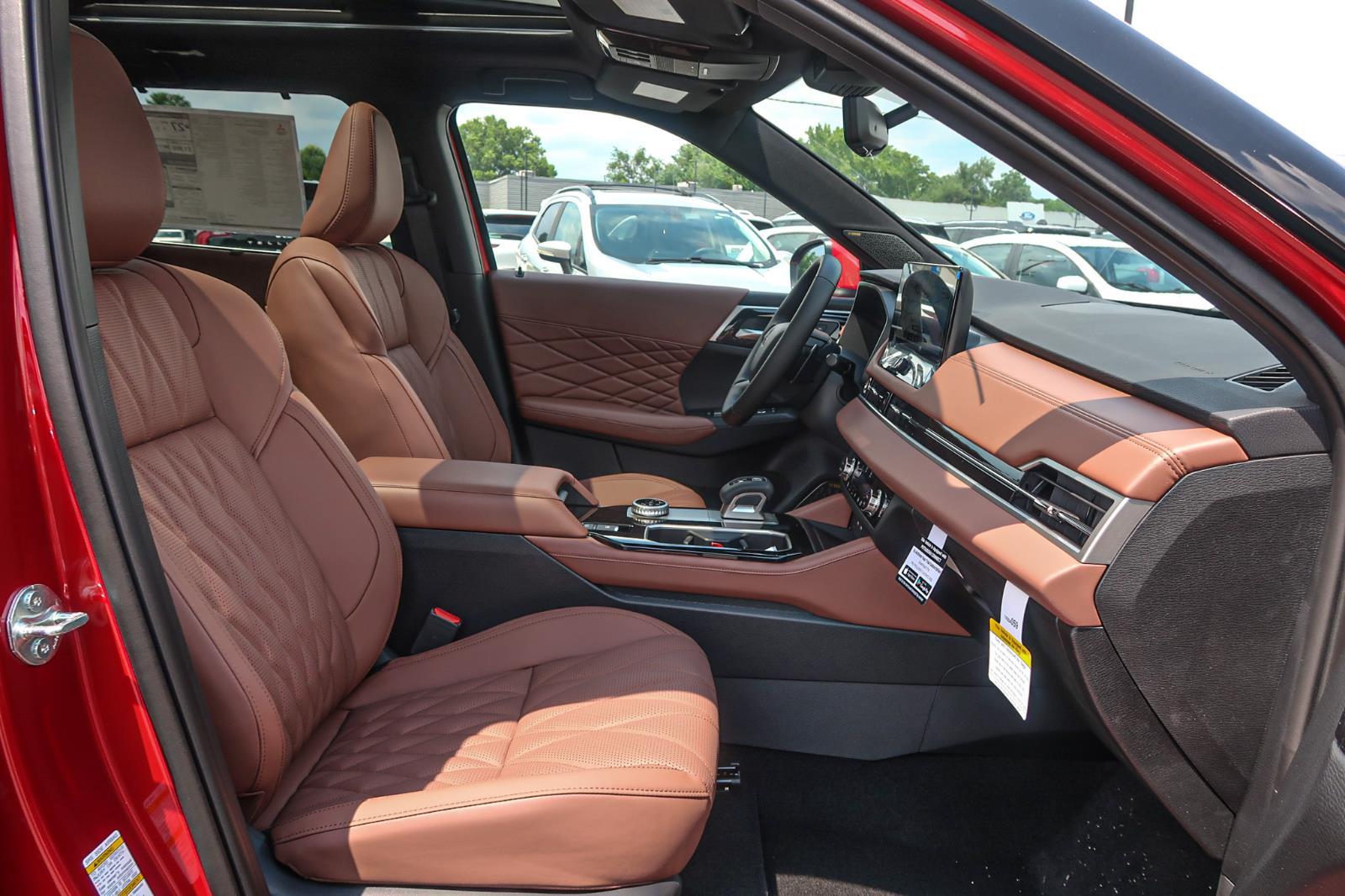 2025 Mitsubishi Outlander SEL