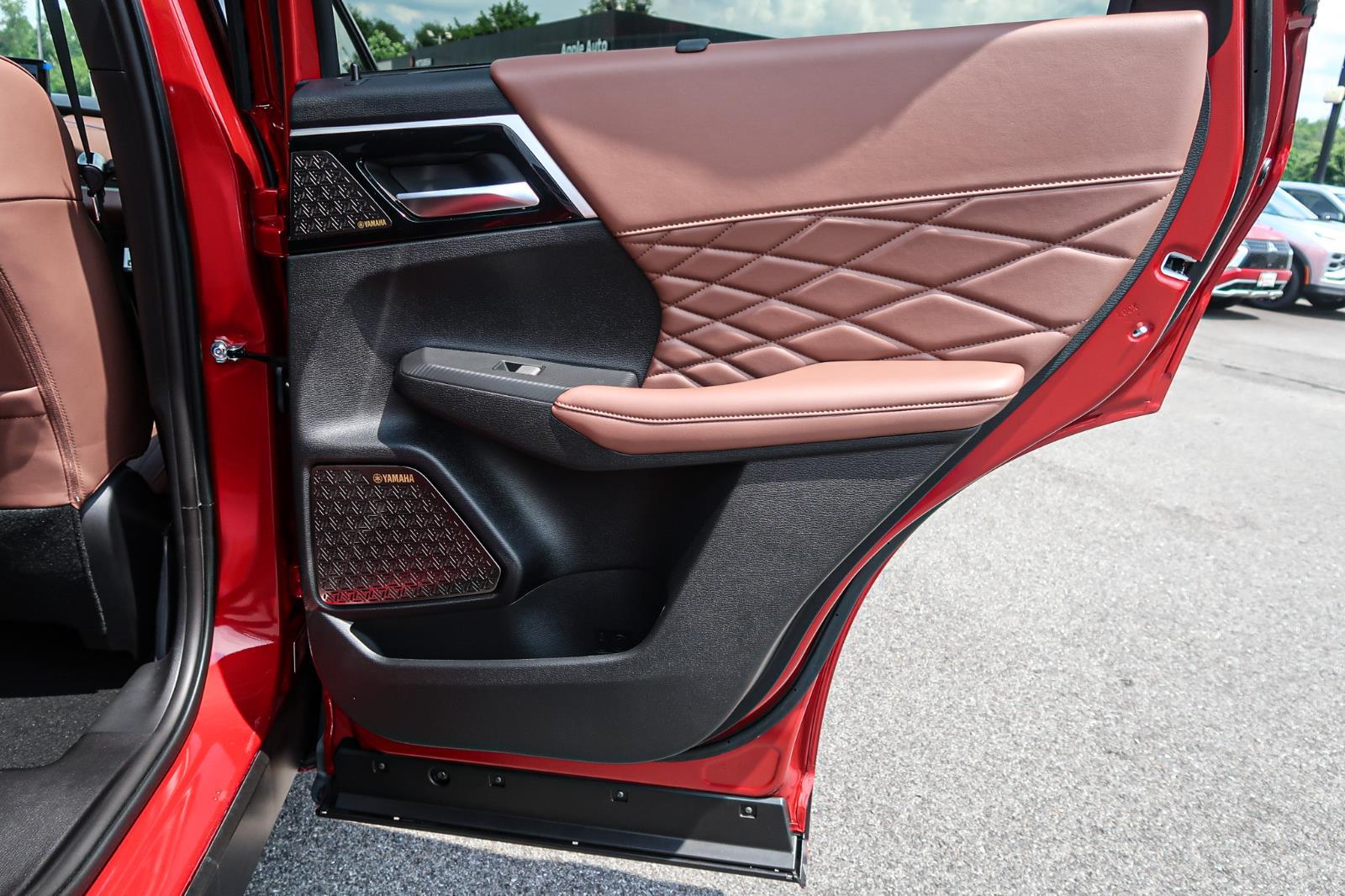2025 Mitsubishi Outlander SEL