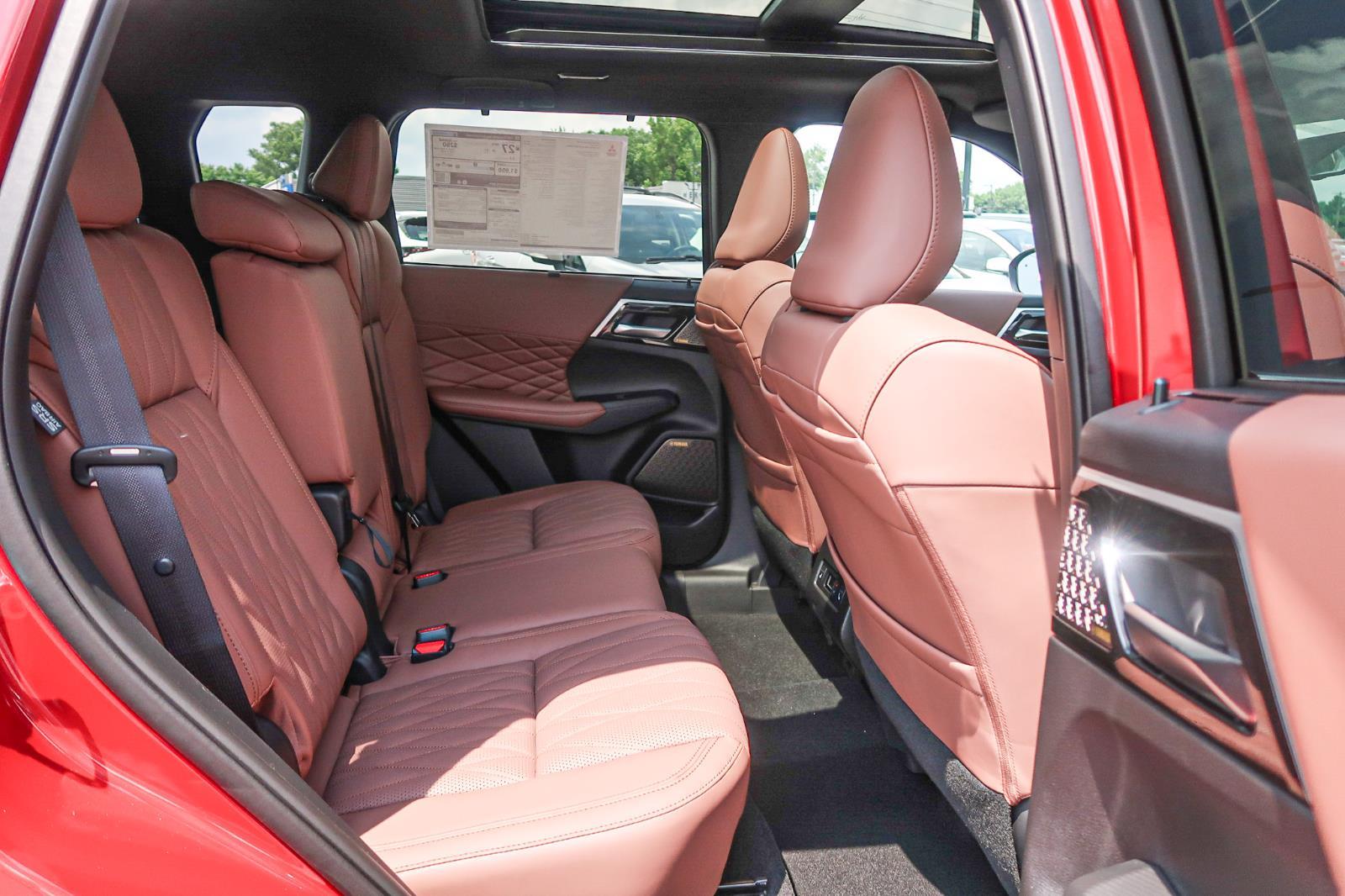 2025 Mitsubishi Outlander SEL