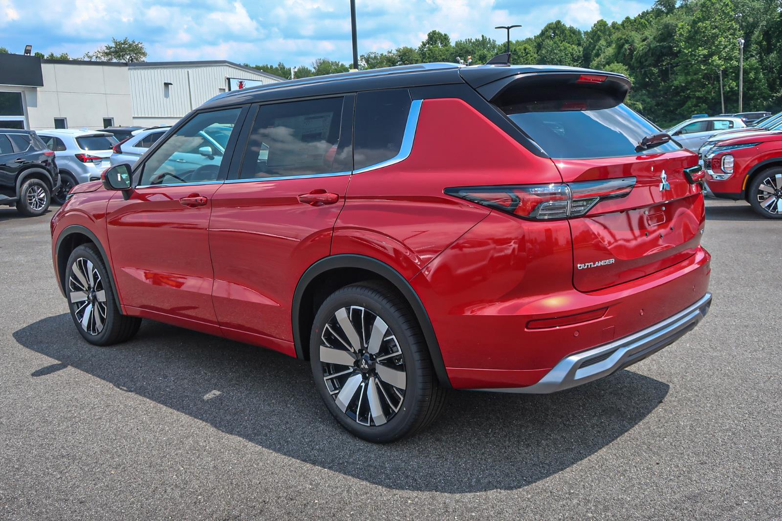2025 Mitsubishi Outlander SEL