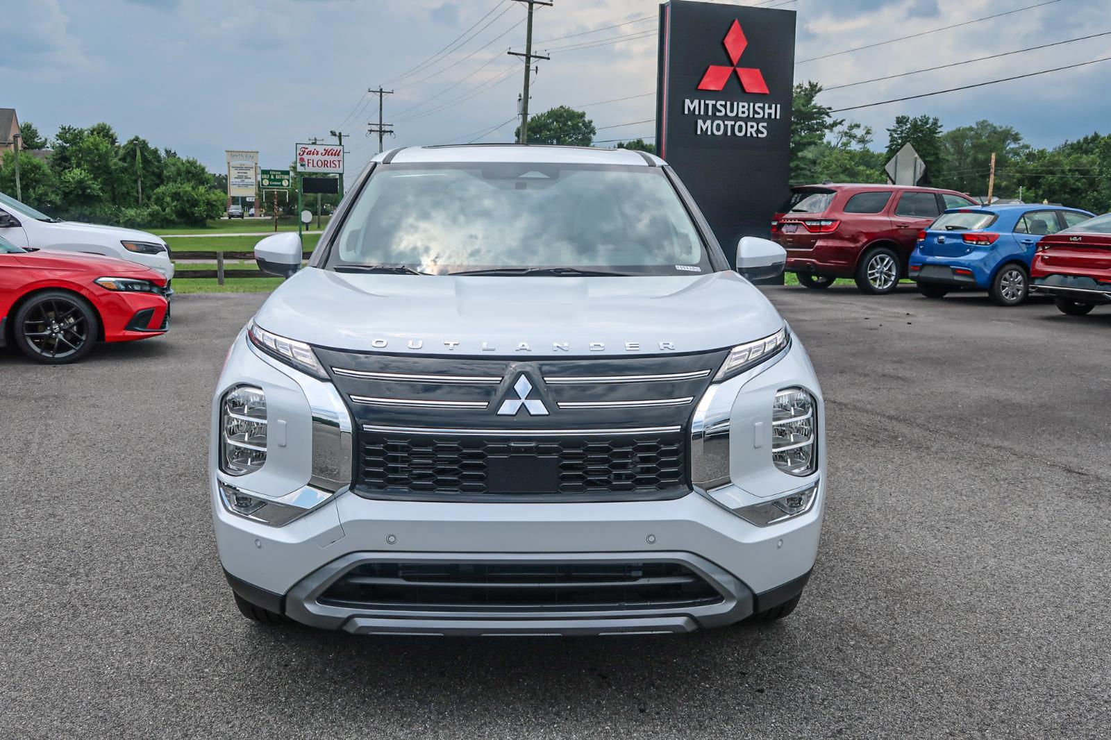 2025 Mitsubishi Outlander SE