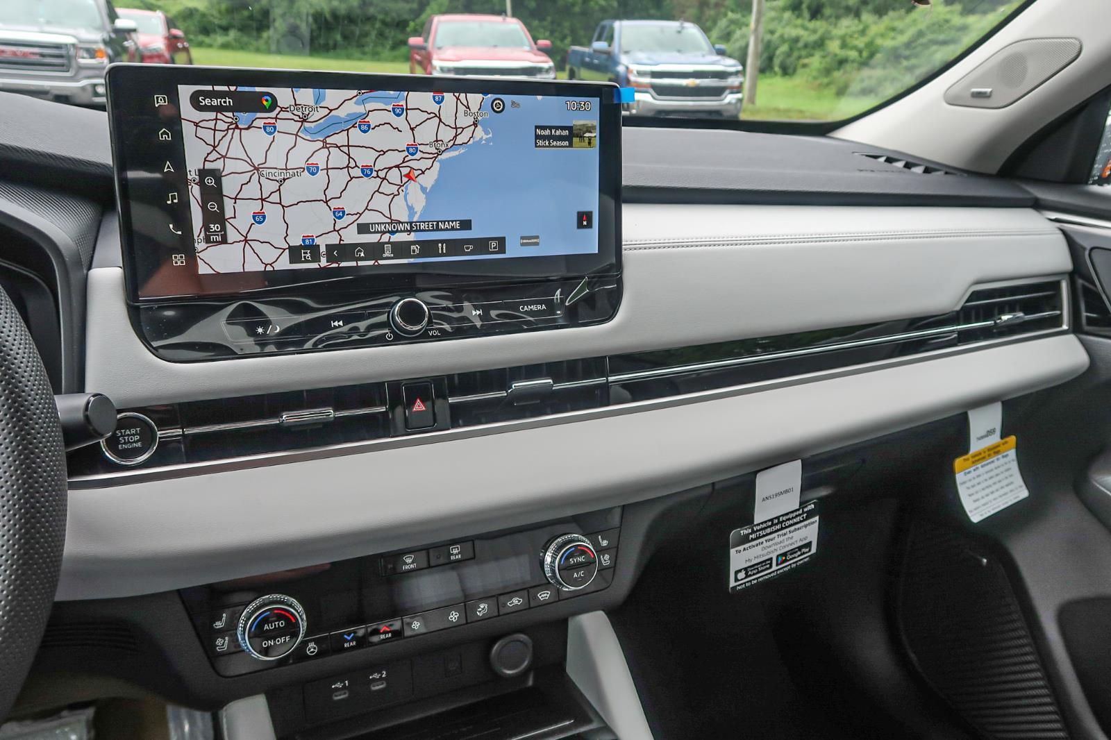 2025 Mitsubishi Outlander SEL