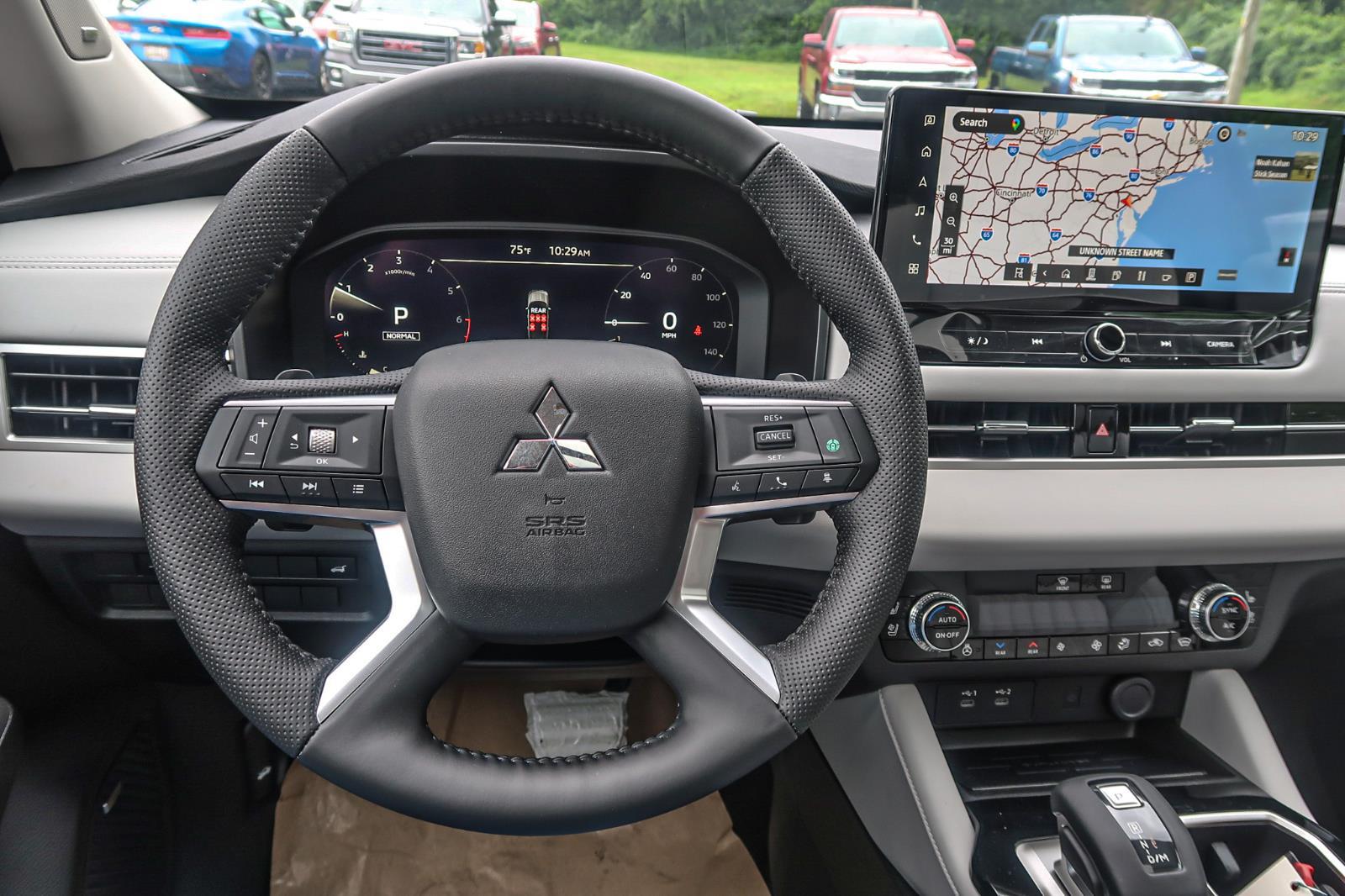 2025 Mitsubishi Outlander SEL