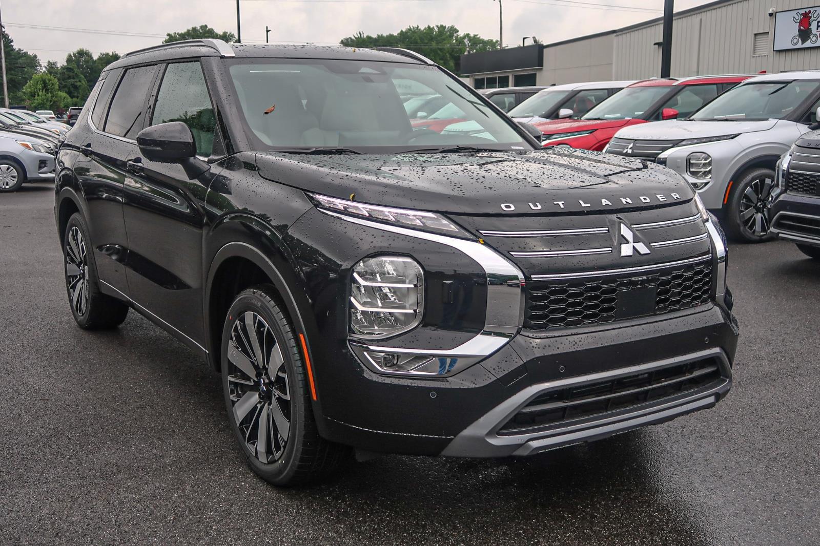 2025 Mitsubishi Outlander SEL