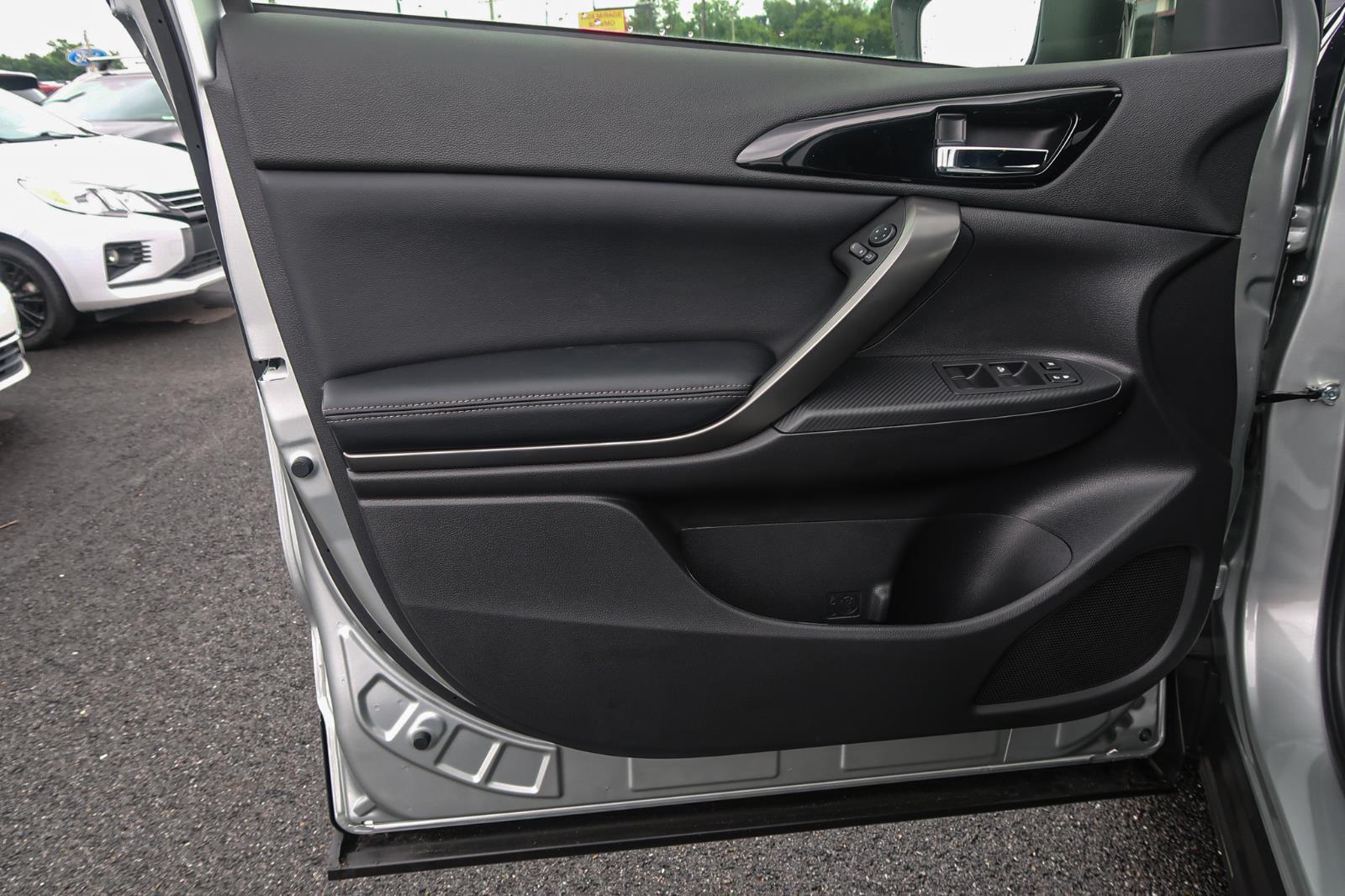 2025 Mitsubishi Eclipse Cross Black Edition