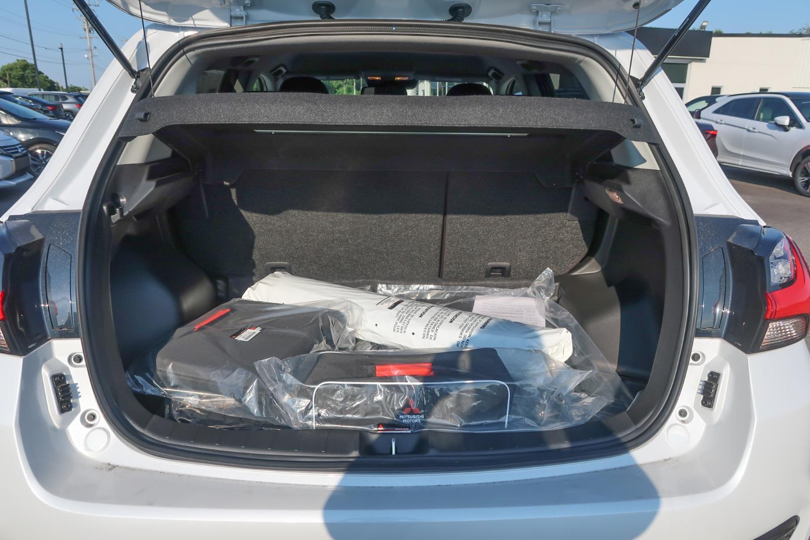 2025 Mitsubishi Outlander Sport LE