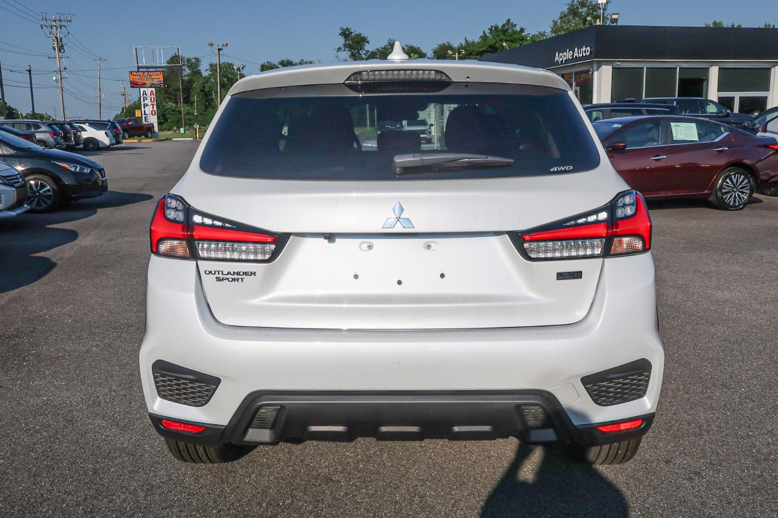 2025 Mitsubishi Outlander Sport LE