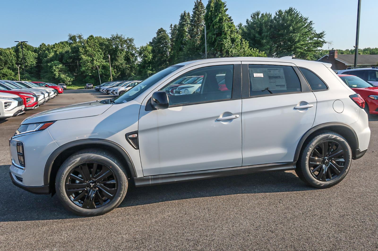 2025 Mitsubishi Outlander Sport LE