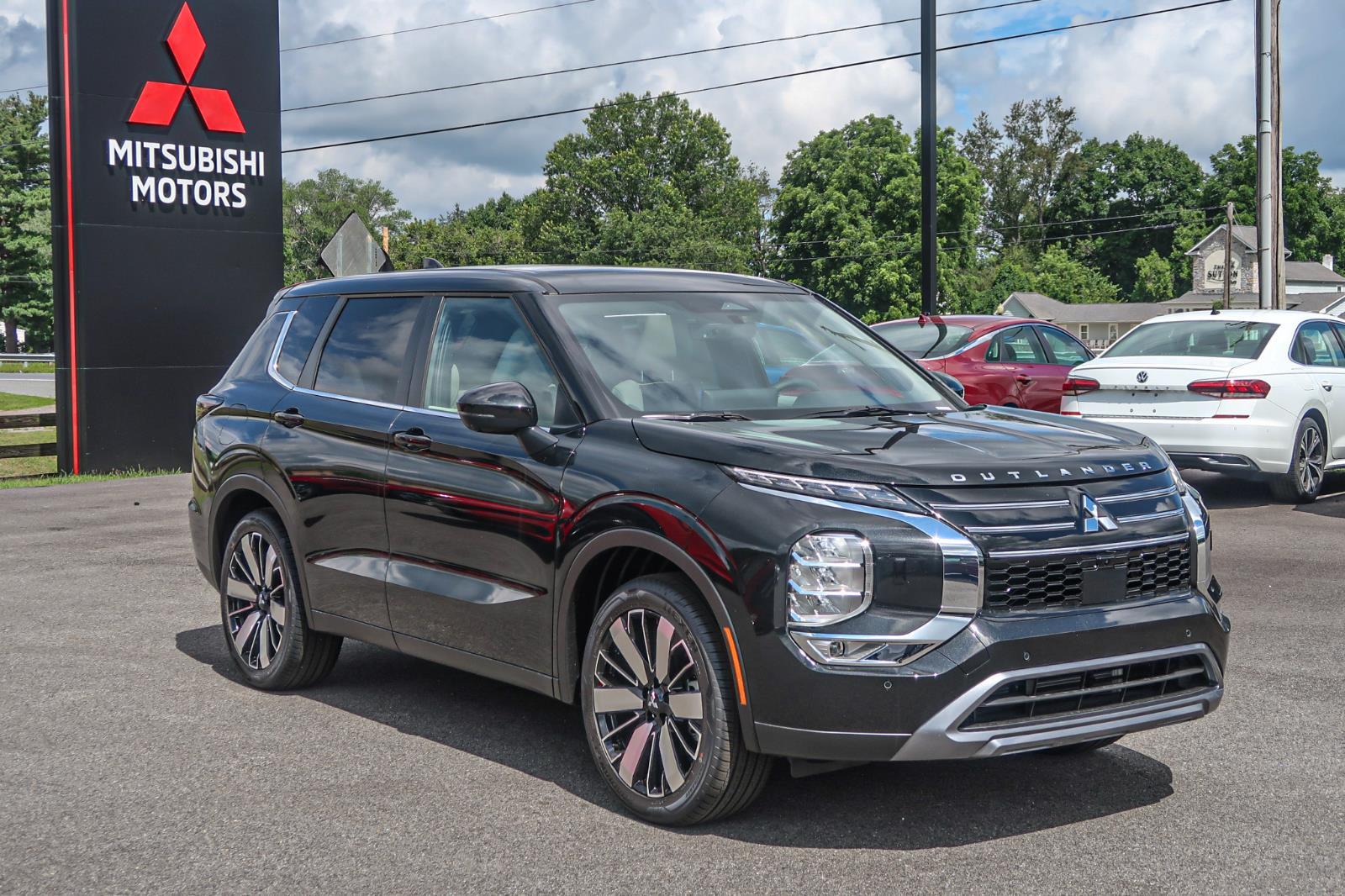 2025 Mitsubishi Outlander SE