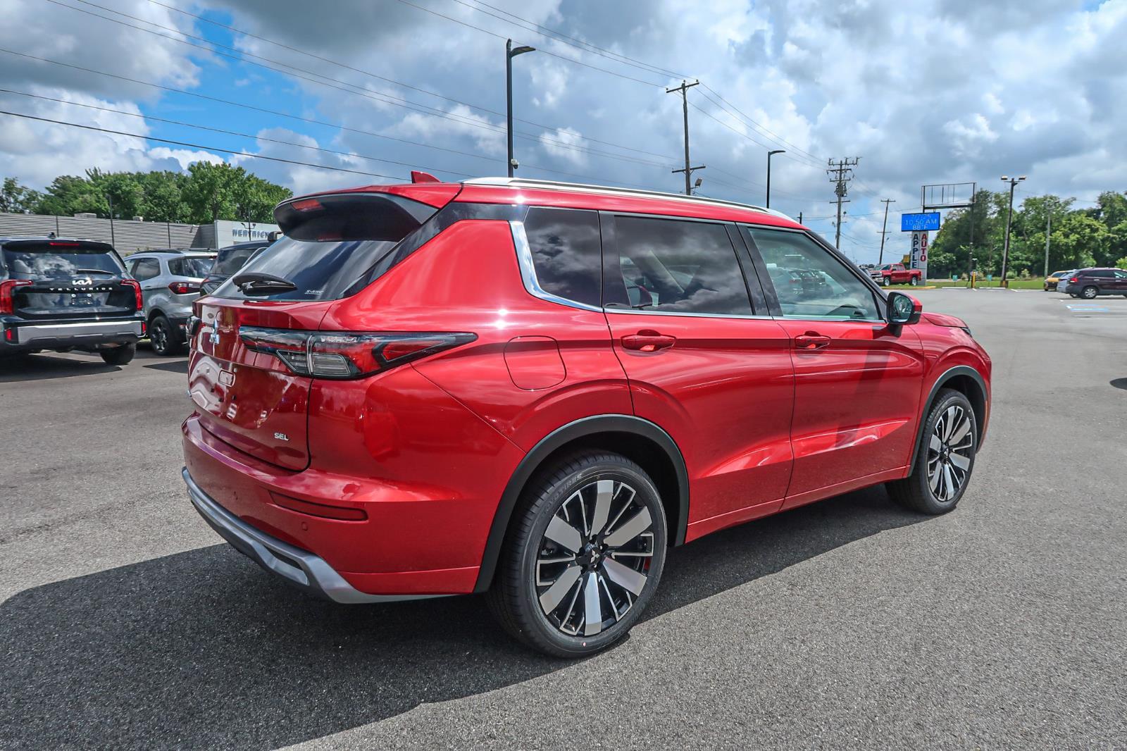 2025 Mitsubishi Outlander SEL