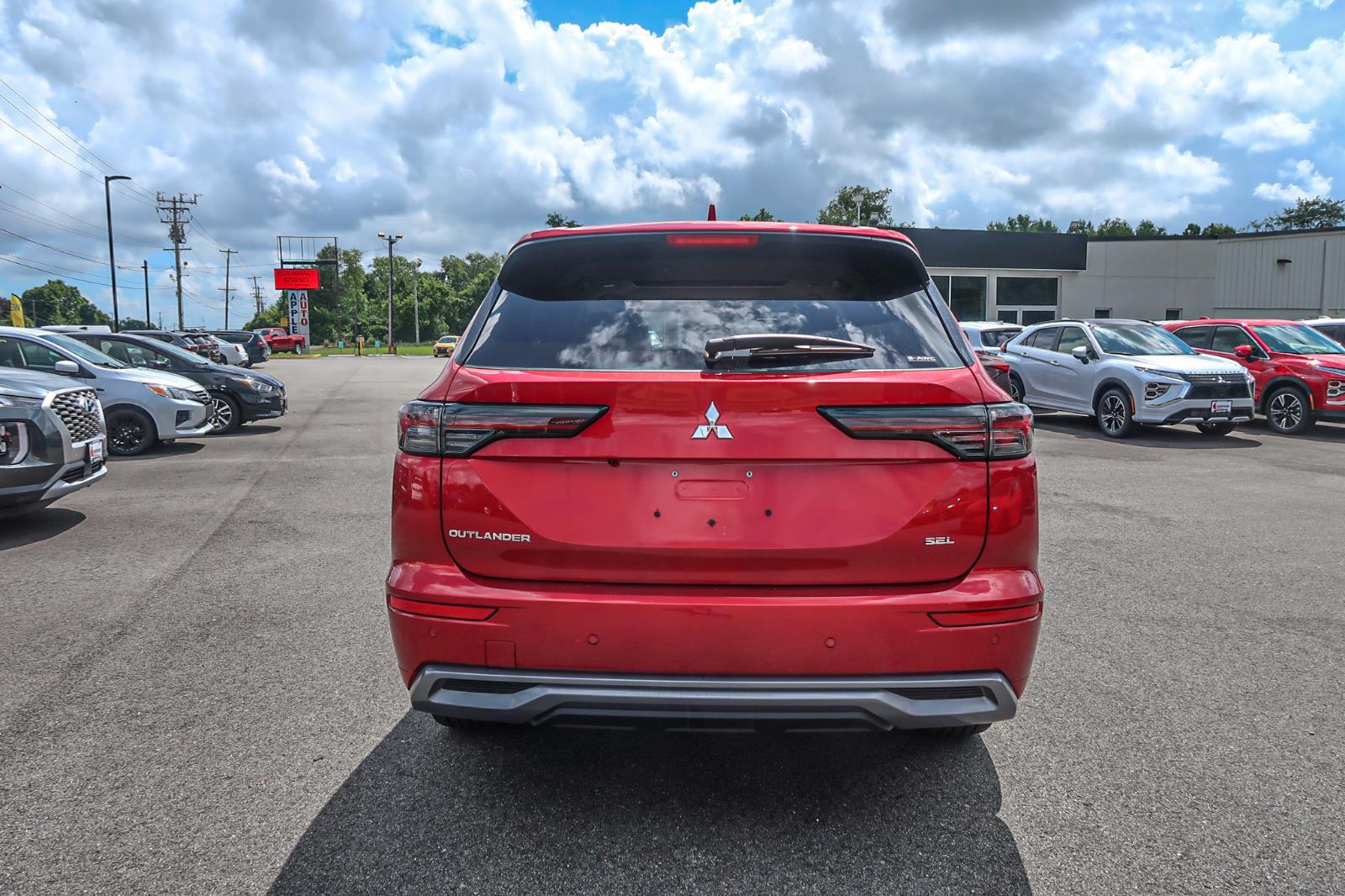 2025 Mitsubishi Outlander SEL