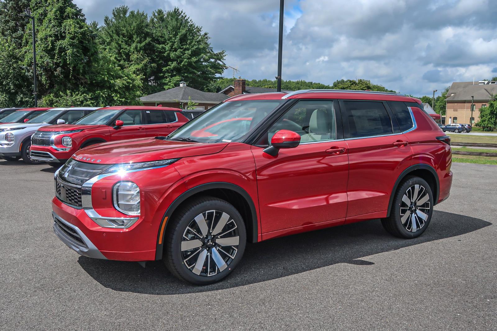 2025 Mitsubishi Outlander SEL