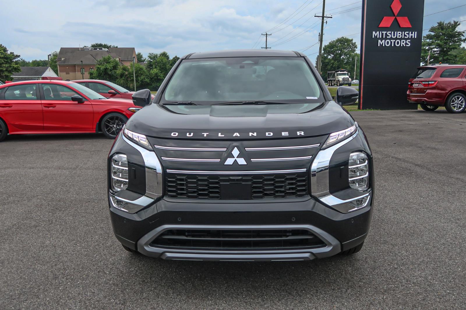 2025 Mitsubishi Outlander SE