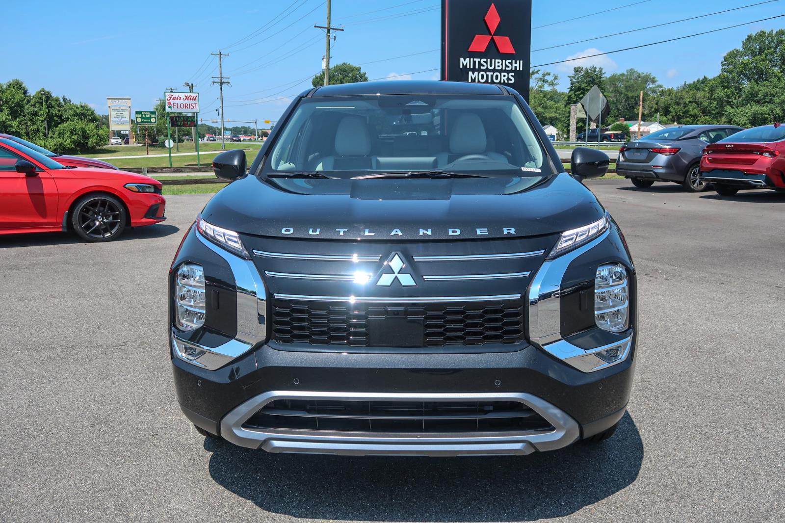 2025 Mitsubishi Outlander SE