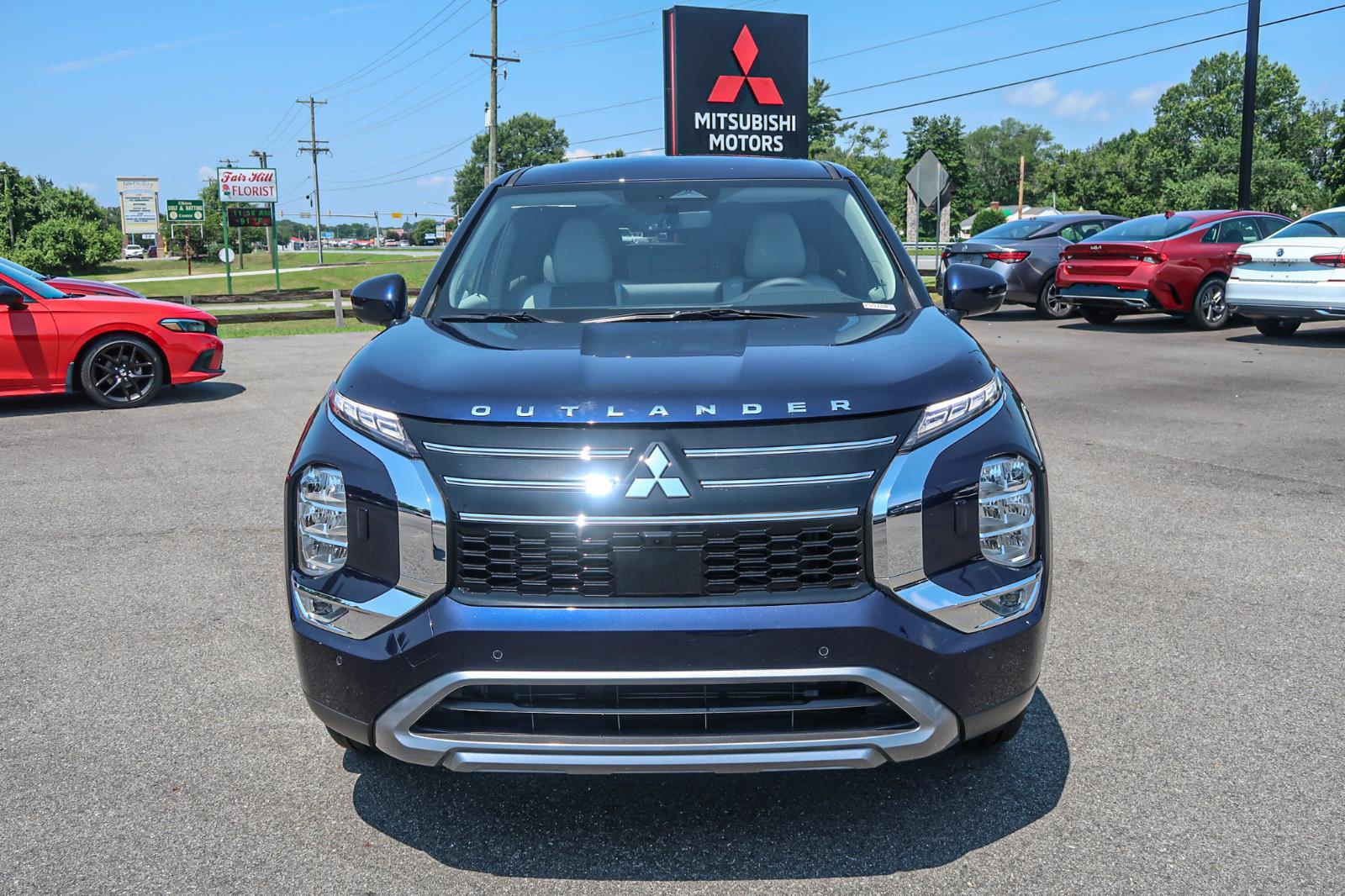 2025 Mitsubishi Outlander SE
