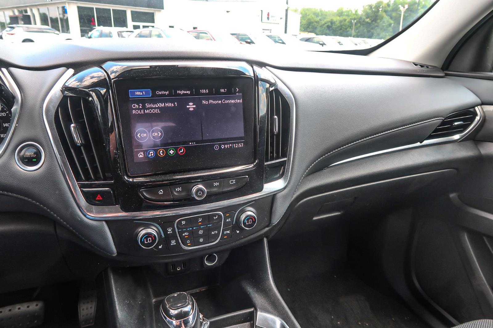 2020 Chevrolet Traverse LT Cloth