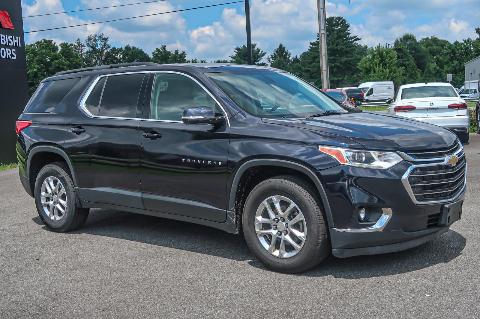 2020 Chevrolet Traverse LT Cloth