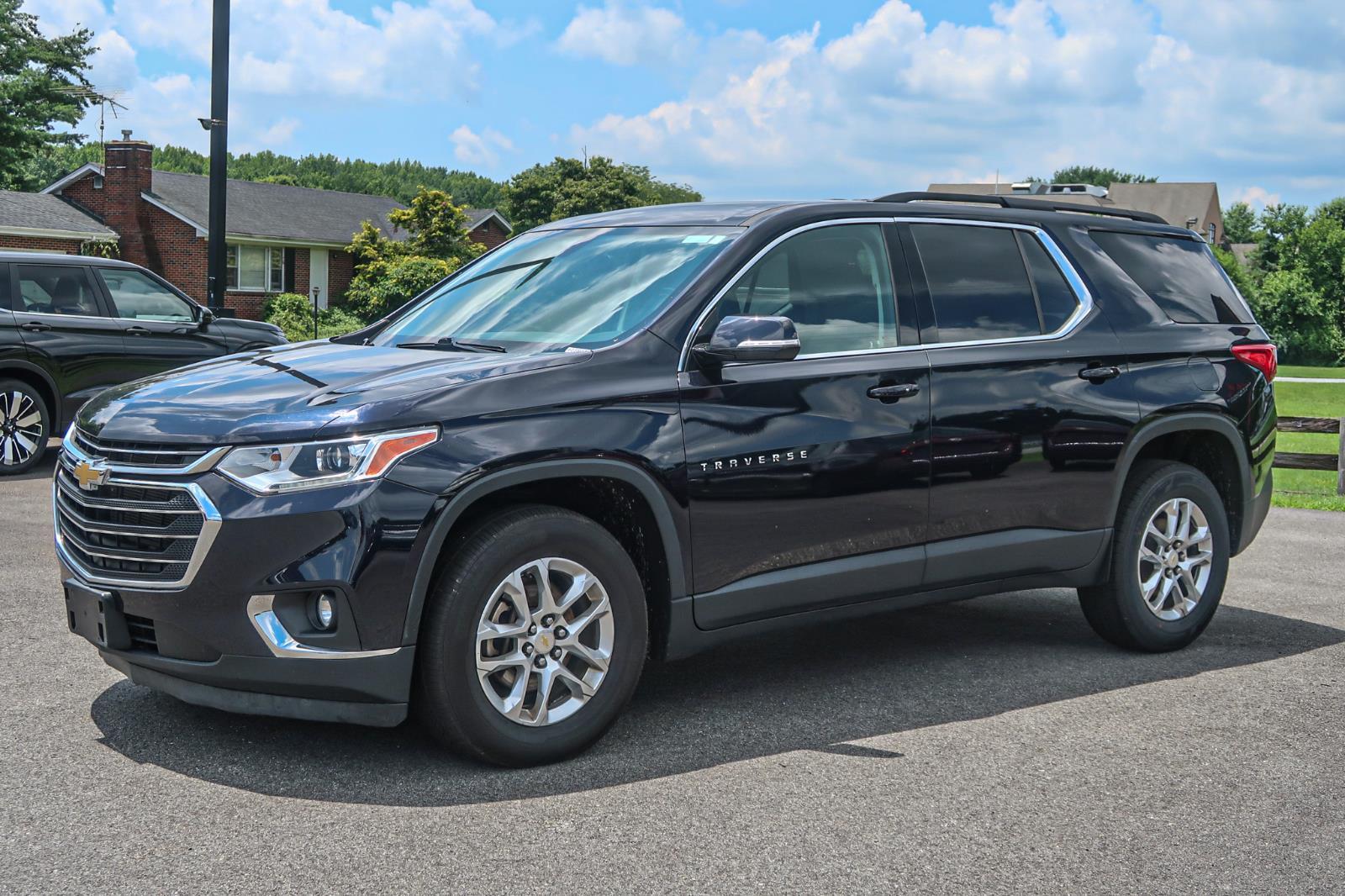 2020 Chevrolet Traverse LT Cloth