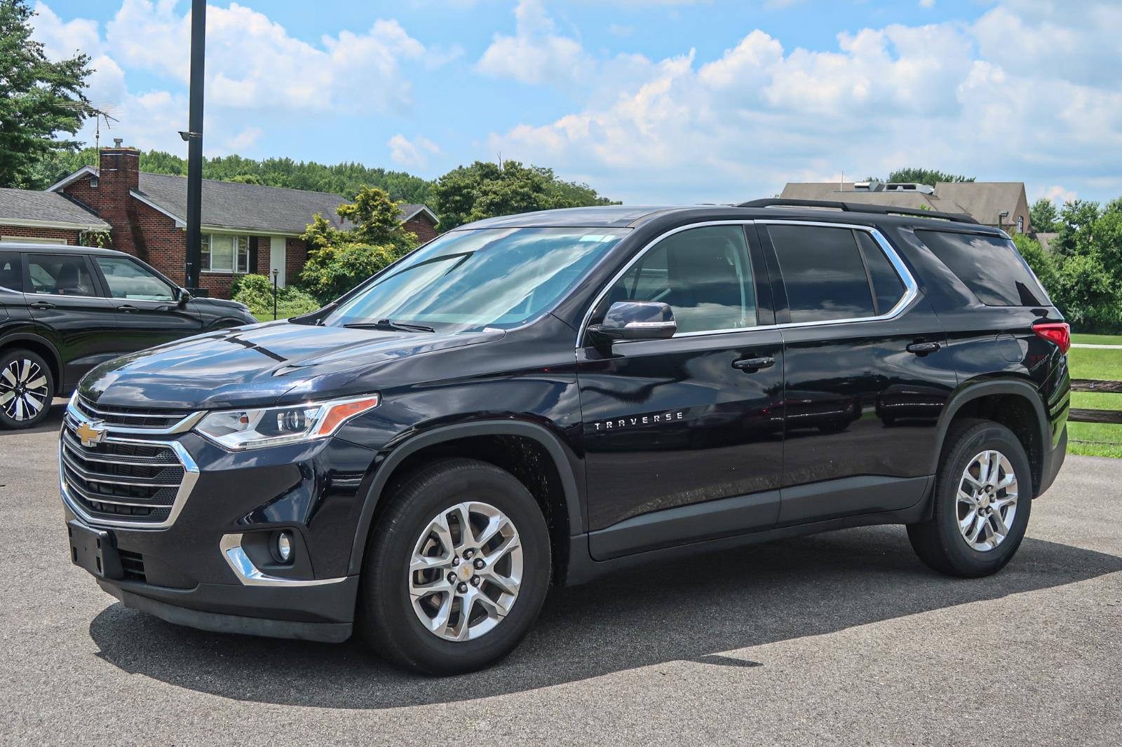 2020 Chevrolet Traverse LT Cloth