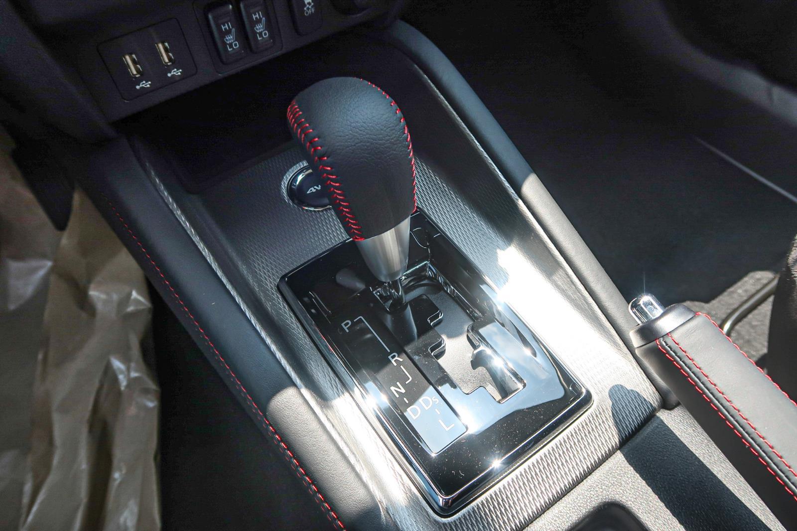 2025 Mitsubishi Outlander Sport LE