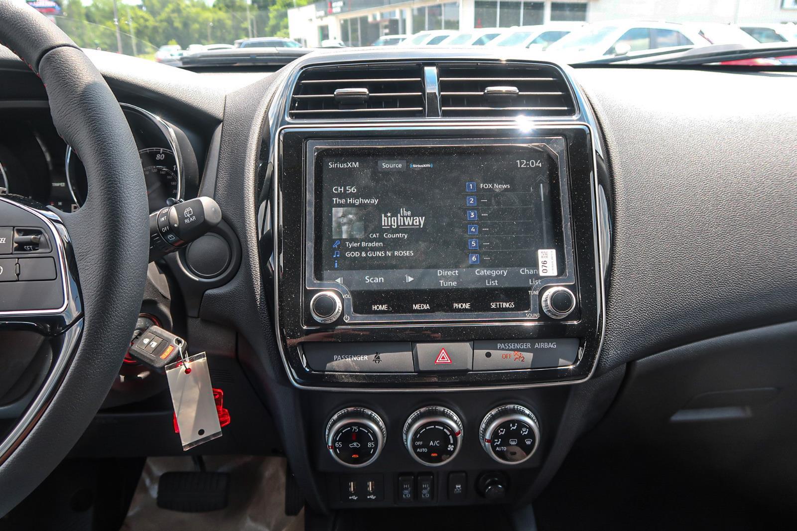 2025 Mitsubishi Outlander Sport LE