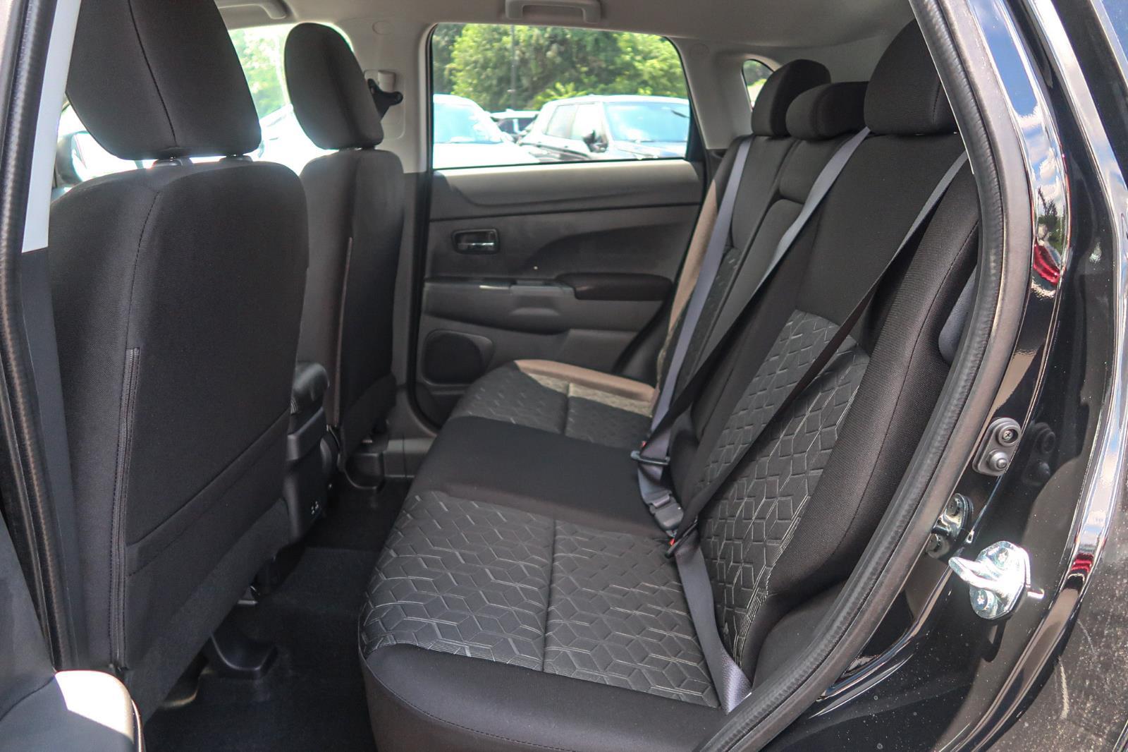2025 Mitsubishi Outlander Sport LE