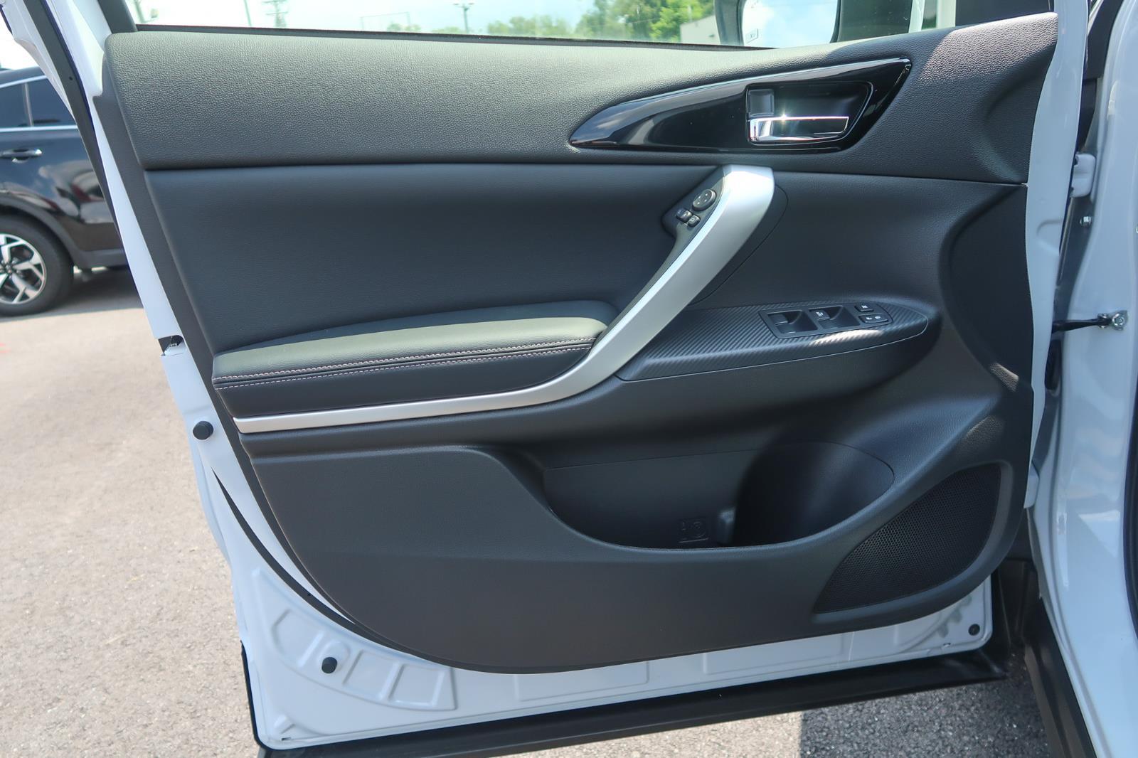 2025 Mitsubishi Eclipse Cross SE
