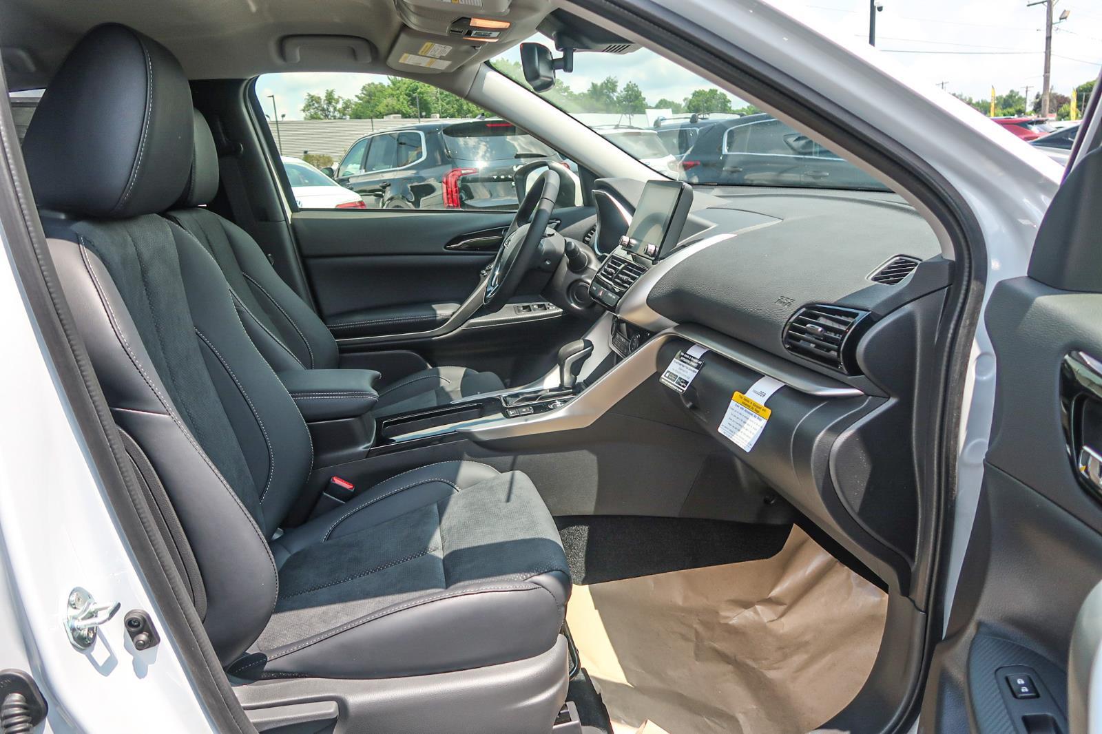 2025 Mitsubishi Eclipse Cross SE