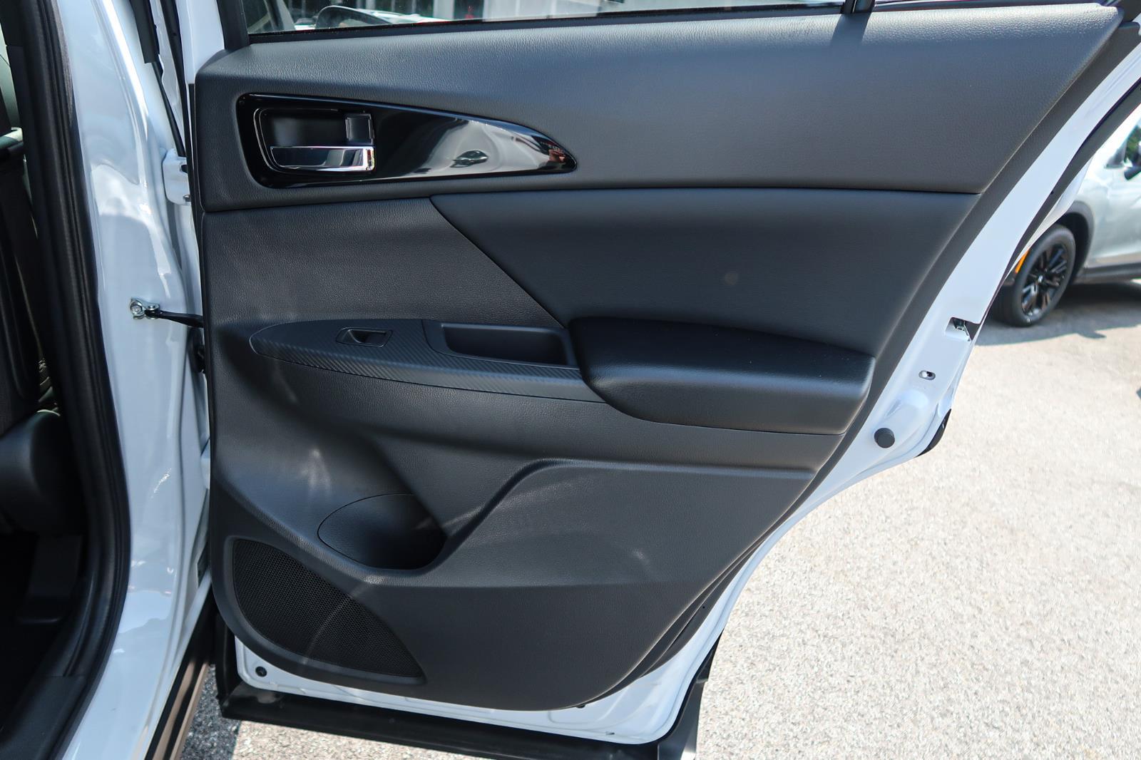 2025 Mitsubishi Eclipse Cross SE