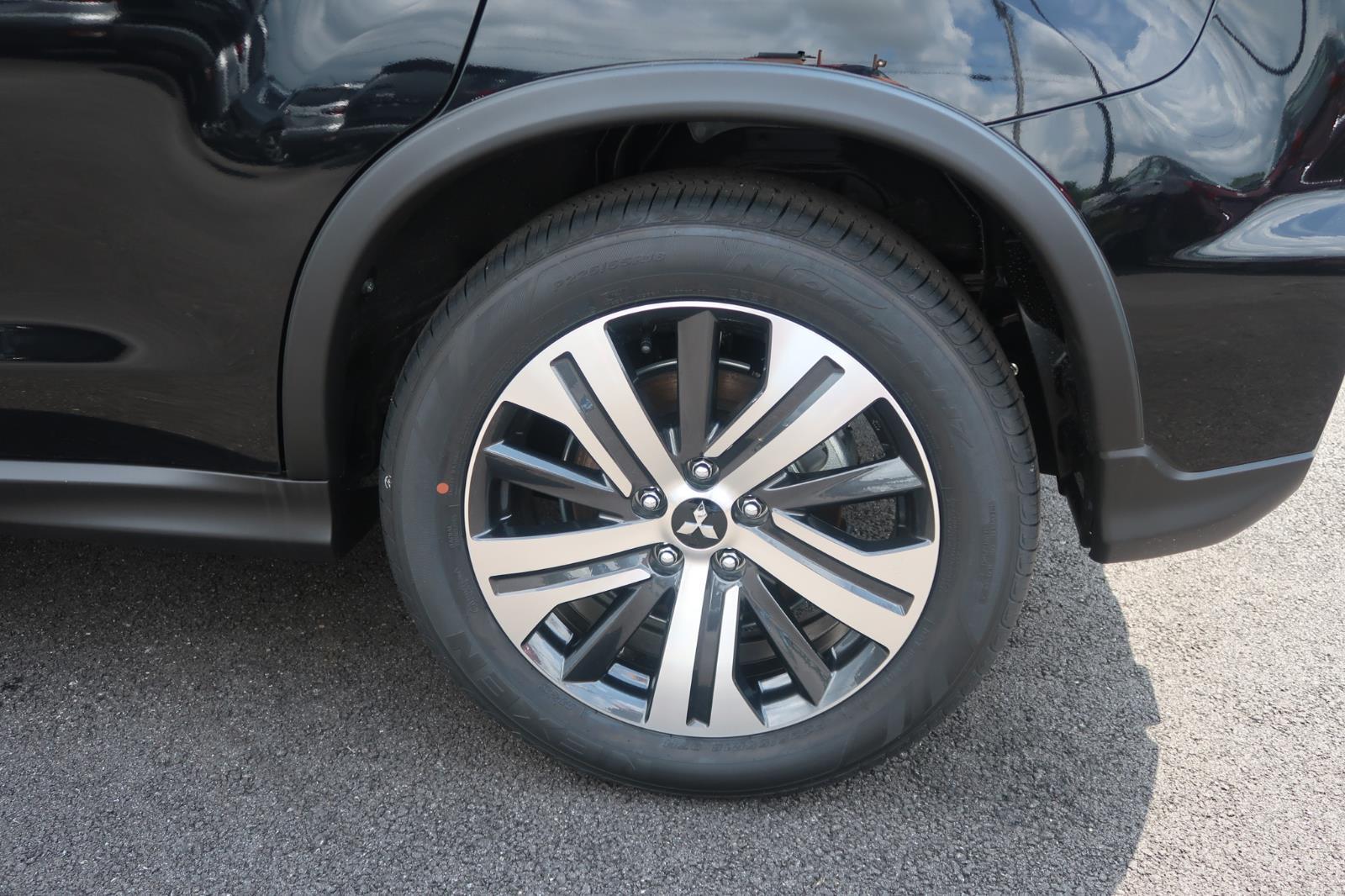 2025 Mitsubishi Outlander Sport SE