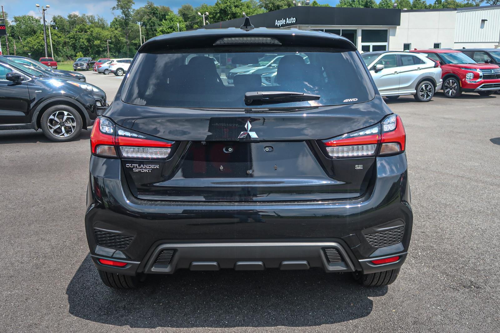 2025 Mitsubishi Outlander Sport SE
