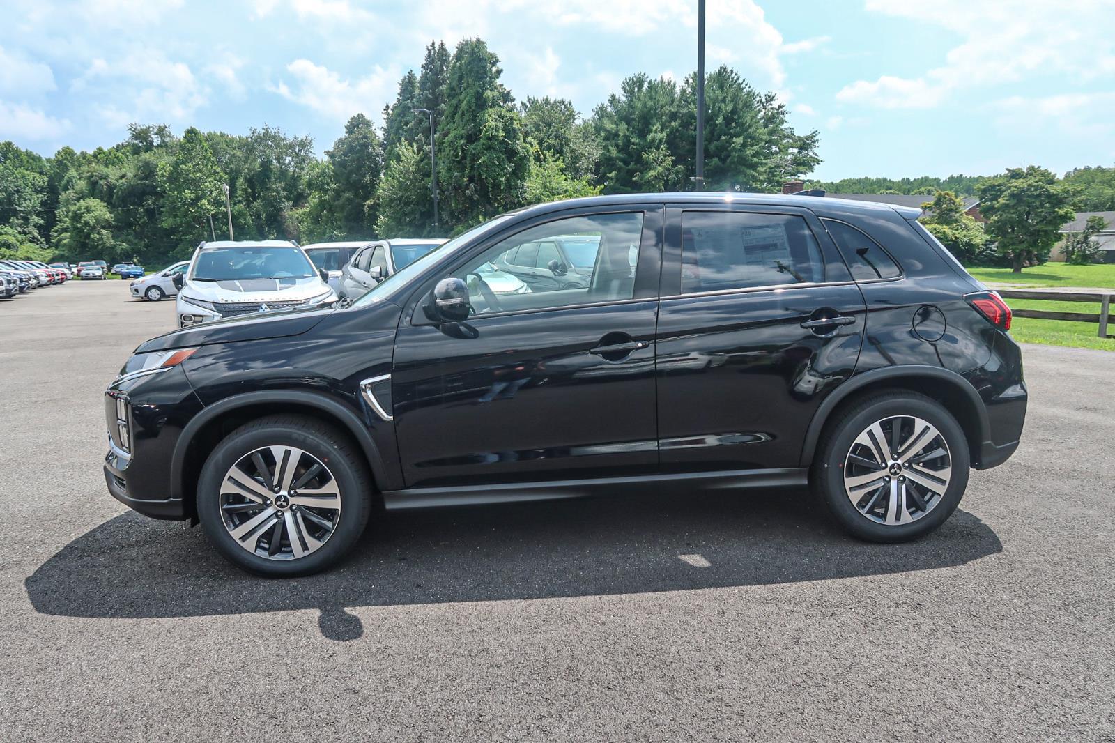 2025 Mitsubishi Outlander Sport SE