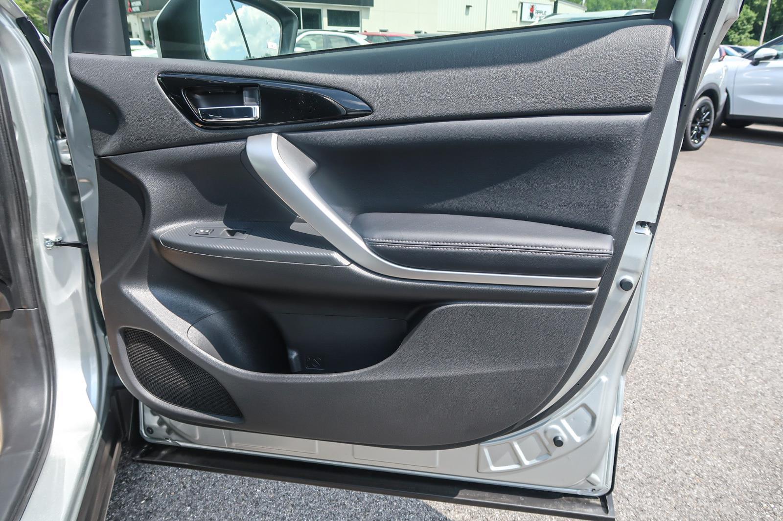 2025 Mitsubishi Eclipse Cross SE