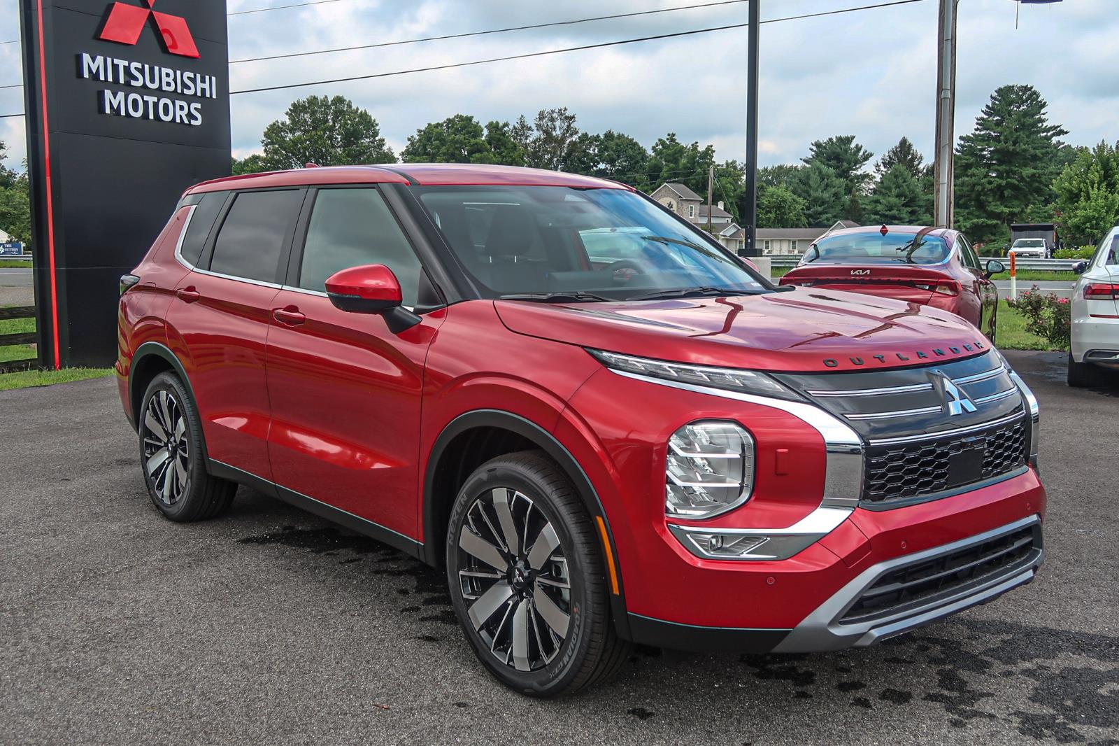 2025 Mitsubishi Outlander SE