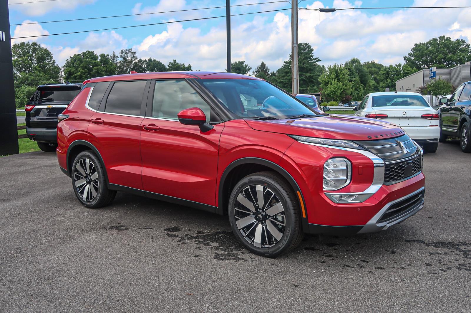 2025 Mitsubishi Outlander SE